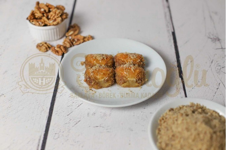 Cevizli Dilber Dudağı Baklava